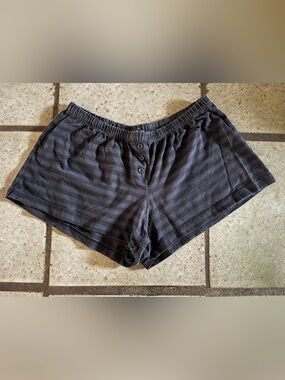 Striped boxer button style short shorts